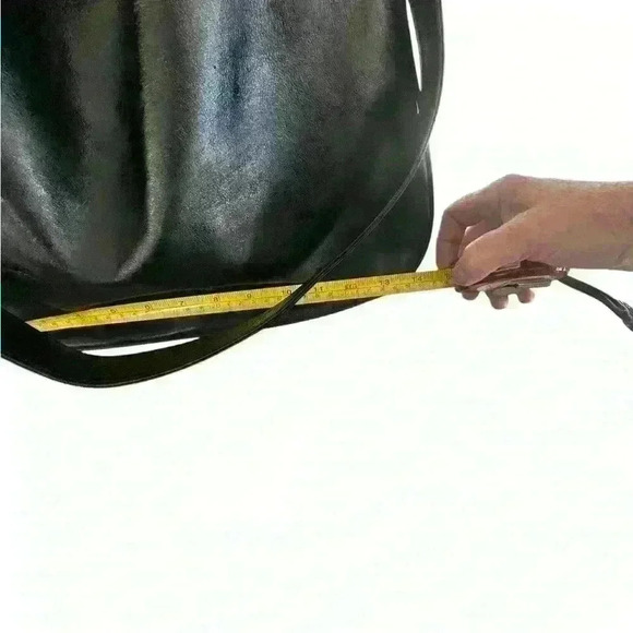 Vintage Gucci Black Leather 2 Way Sarah Flip Top Hobo,original strap-no peeling - Picture 8 of 17